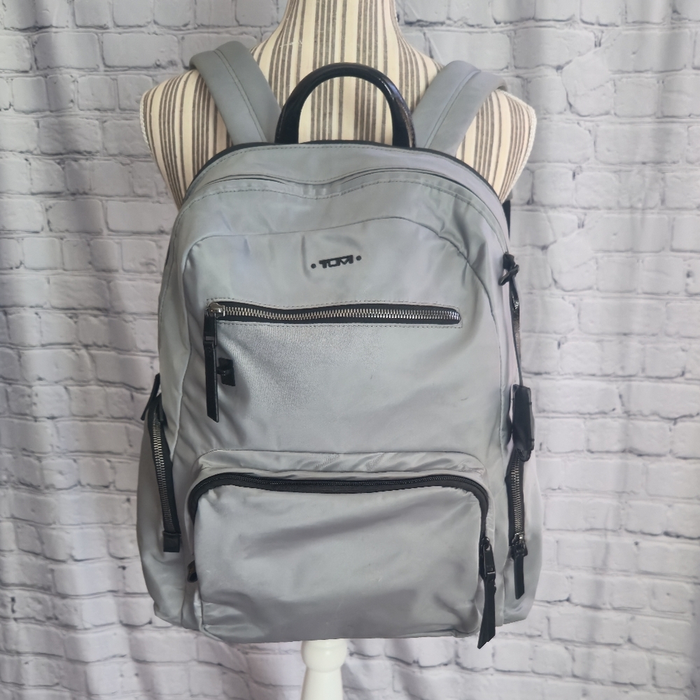 Tumi Voyageur Carson Backpack Nylon in Grey Mist - Picture 2 of 14